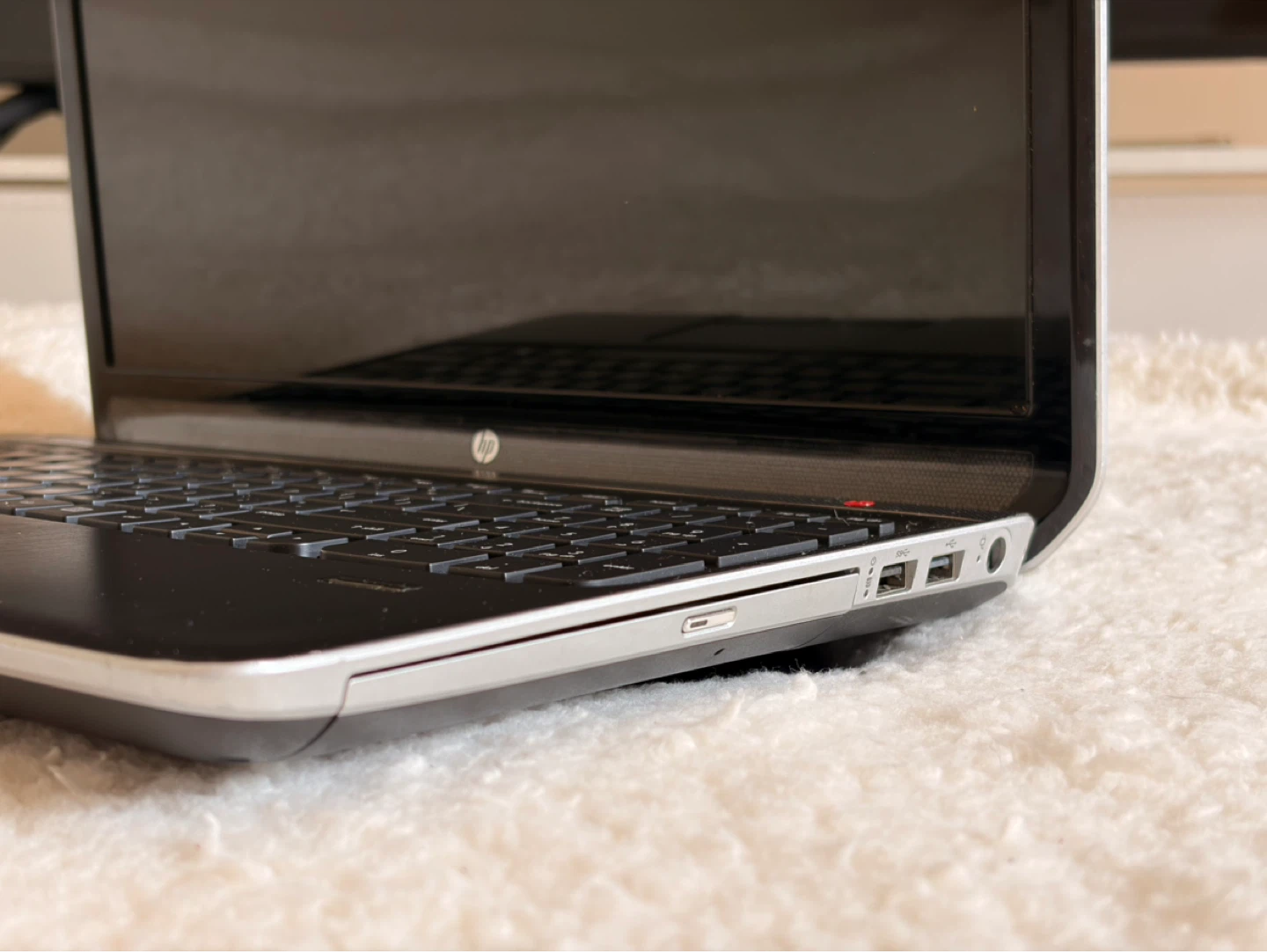 HP Envy dv6 Laptop - 4 Cores / 500GB Storage - photo 4