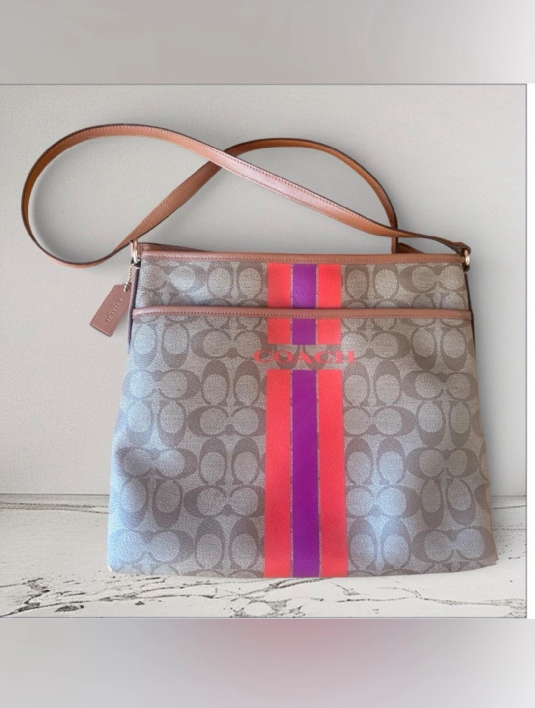 💯 Authentic Coach or Shoulder) Bag