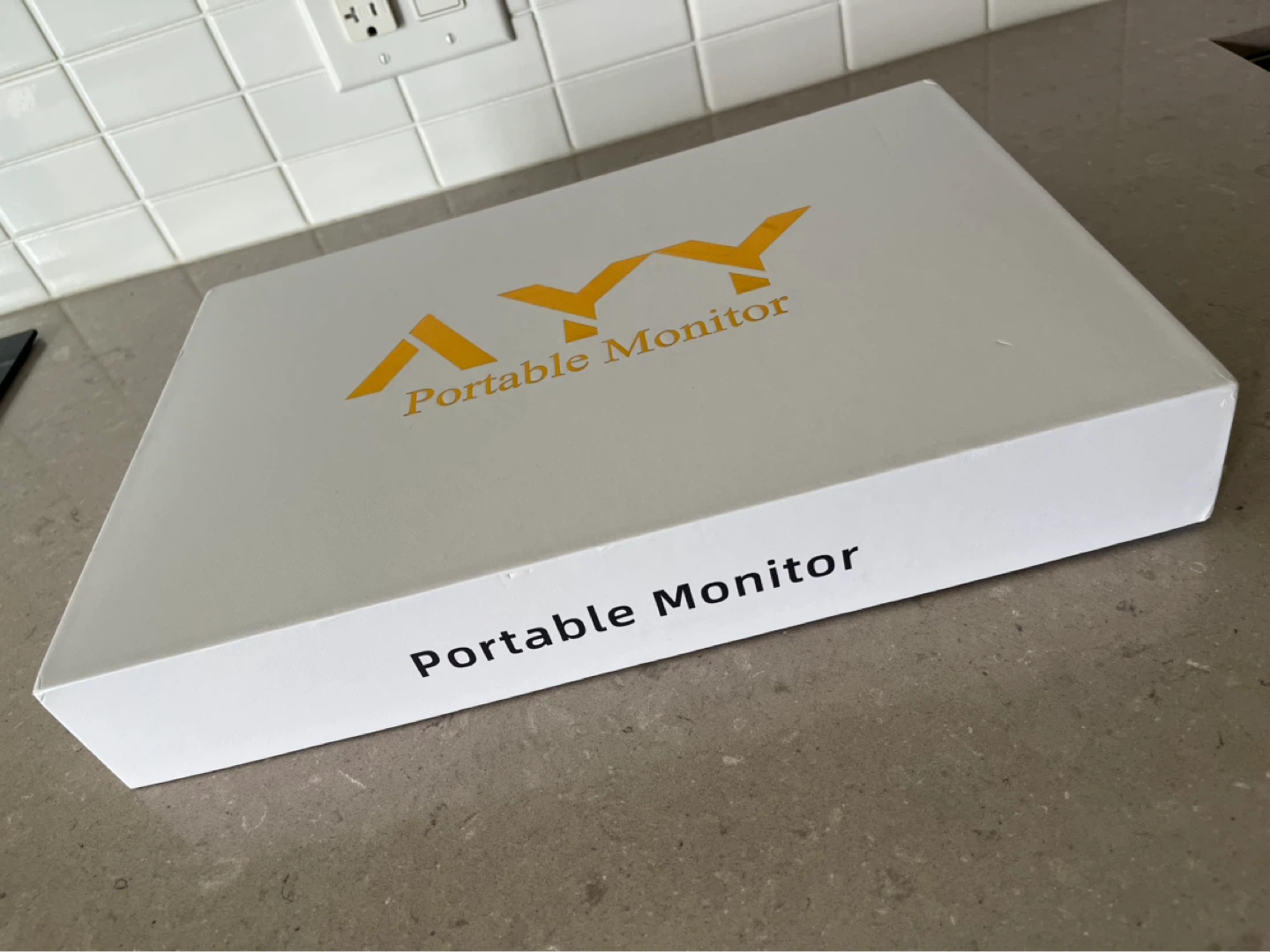 AYY Portable Monitor - photo 3