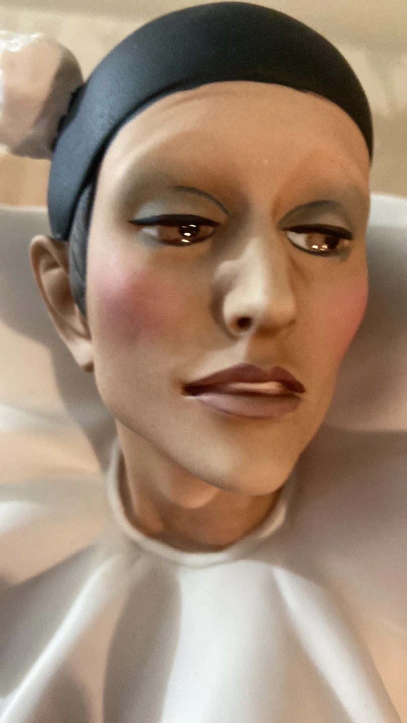 Figurines sculptures