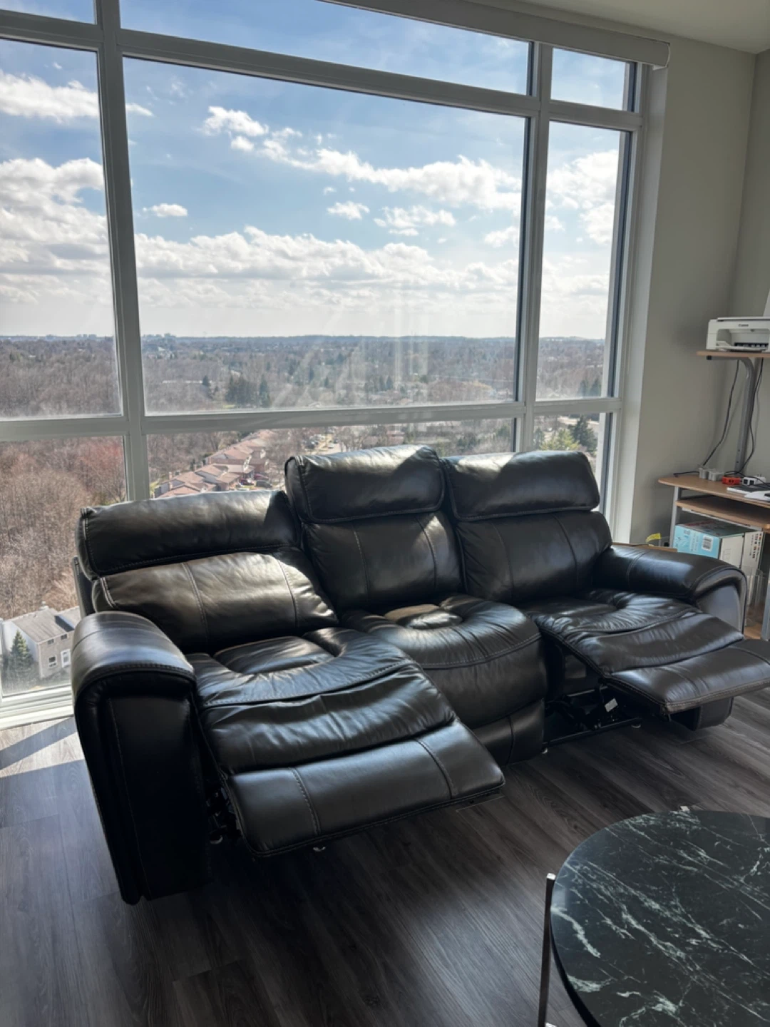 Like New Leather Power Reclining Sofa - photo 3