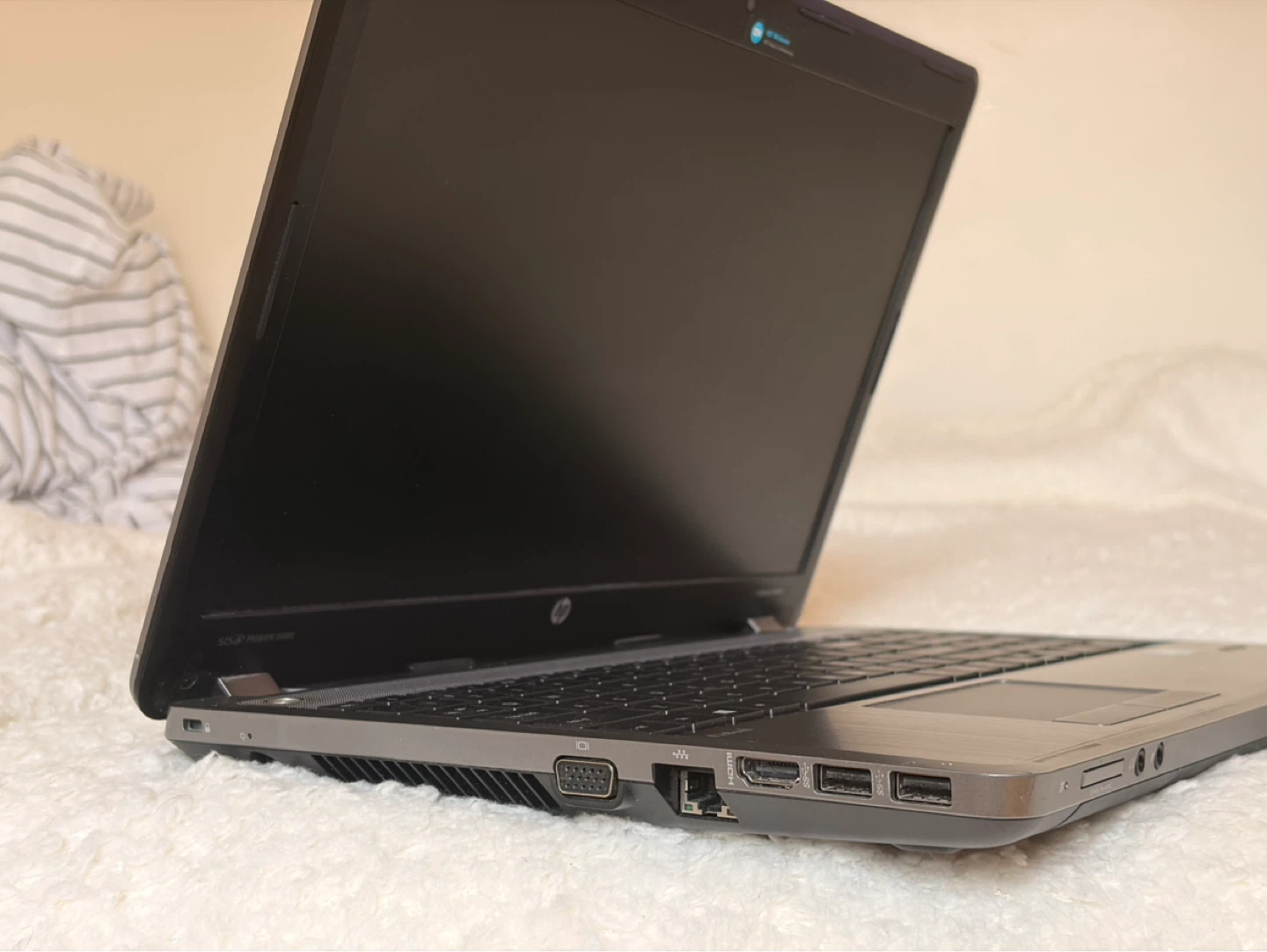 HP ProBook 4545s Laptop — great for studying - photo 3