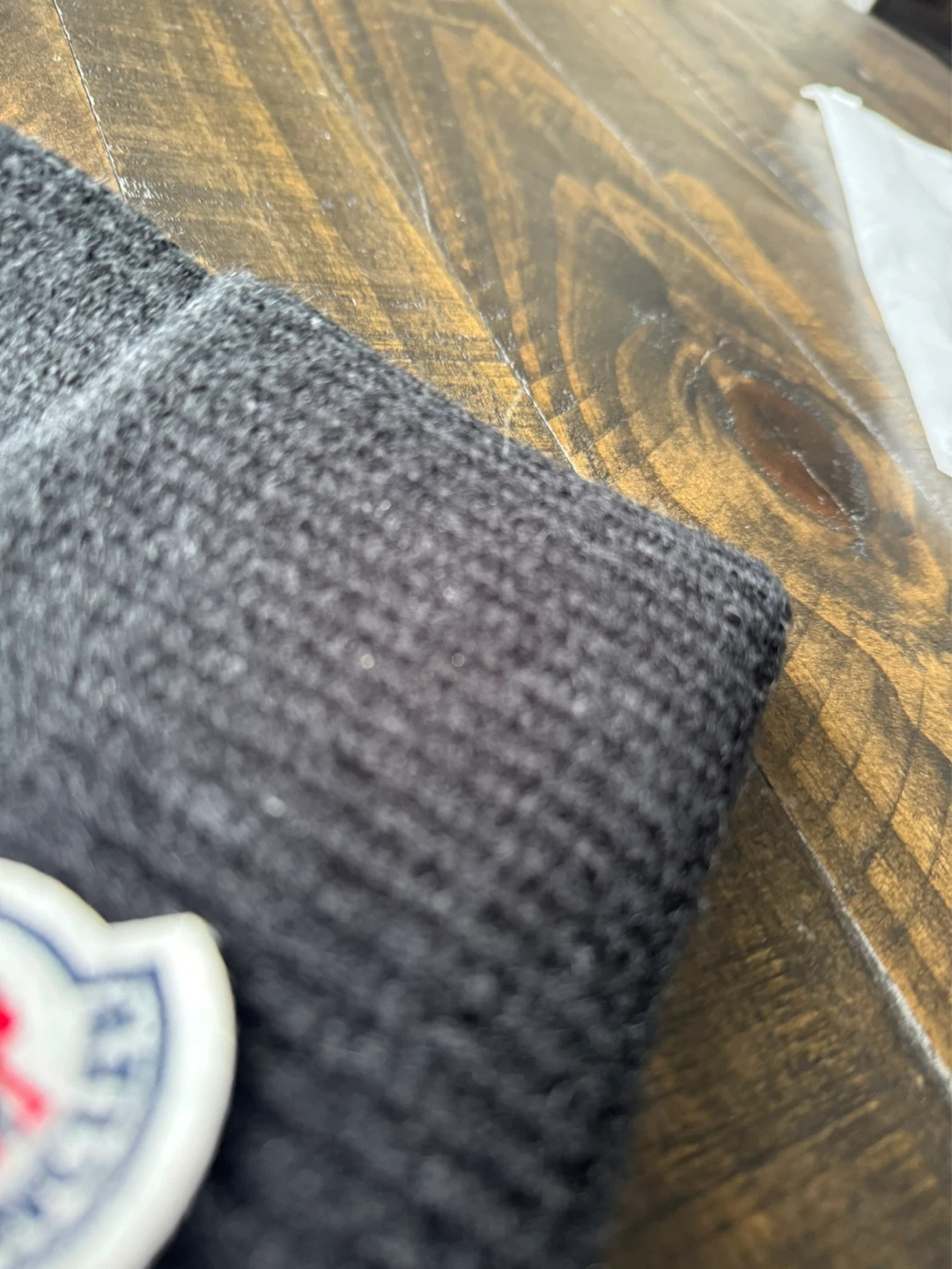 MONCLER BLACK RIBBED BEANIE WITH BAG AND TAGS - photo 5