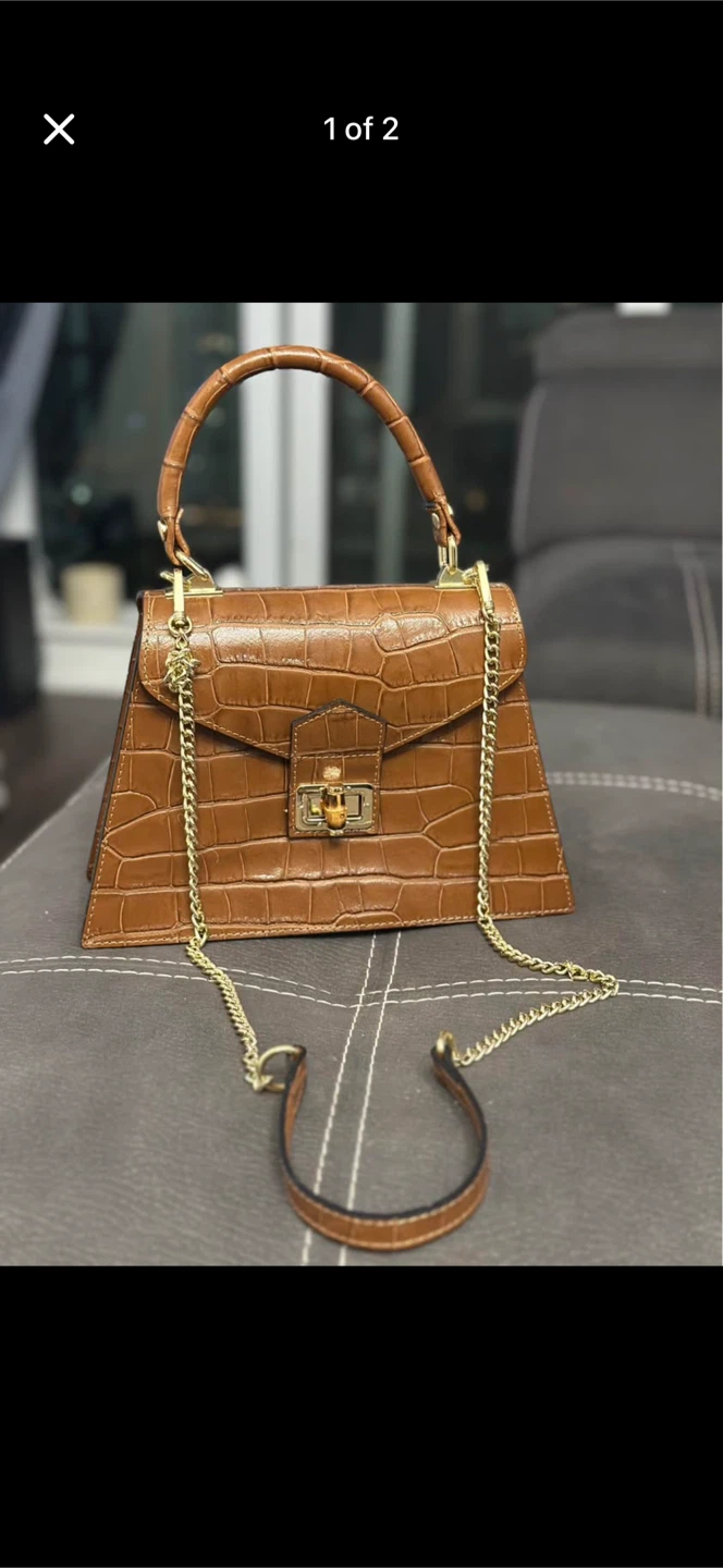 Brown Crocodile-Embossed Handbag with Gold Chain