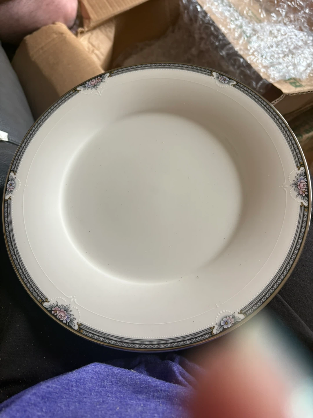 Vintage China Plate, Sugar Bowl, and Glass Set - photo 2
