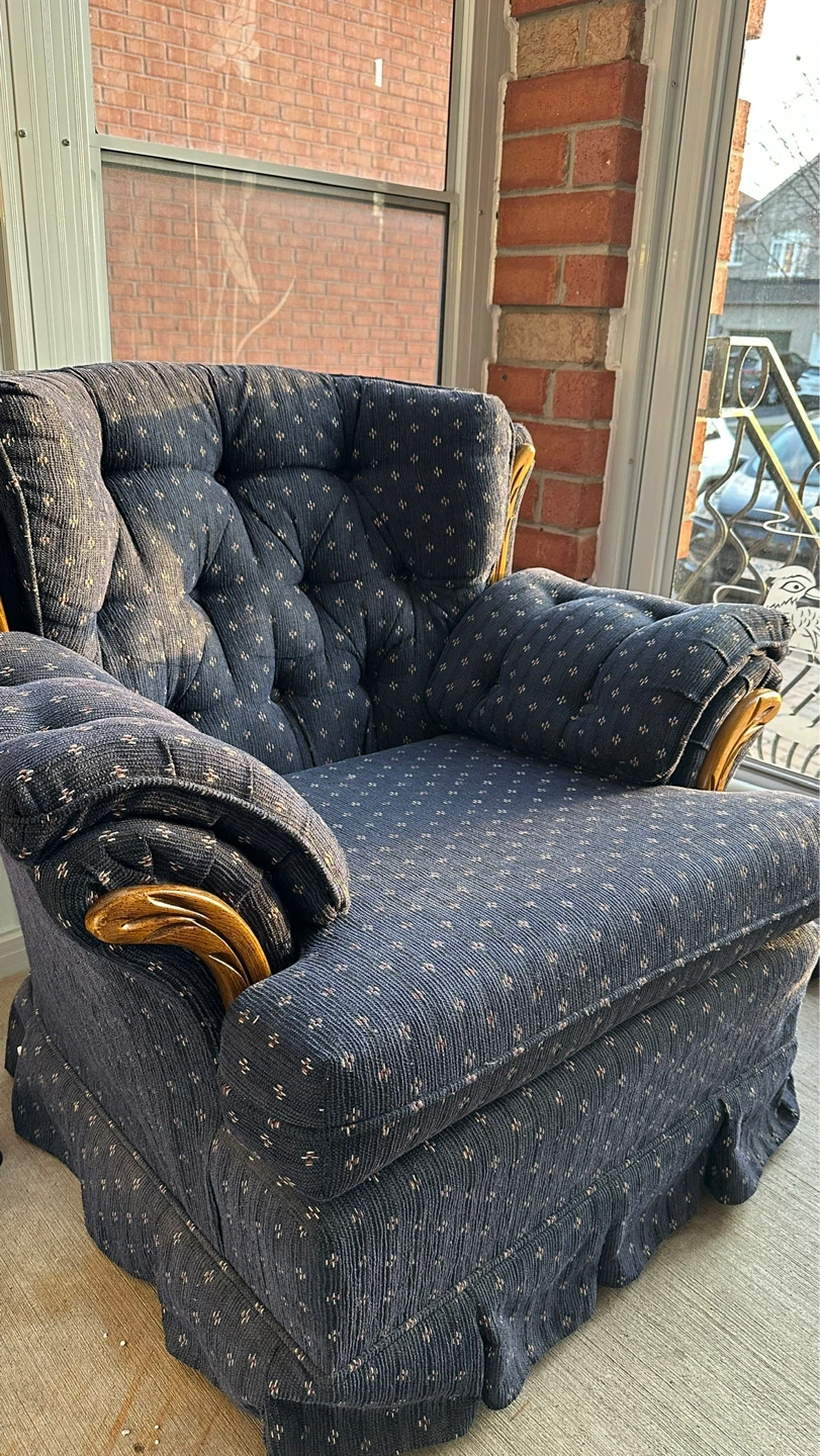Arm chair