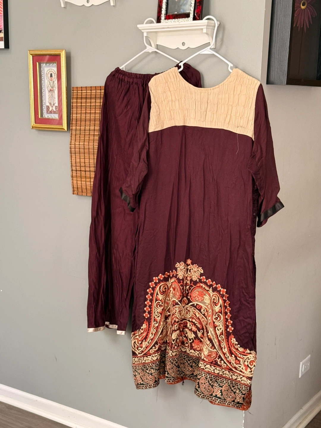 Women's Kurta and Pants Set XL Size - photo 3