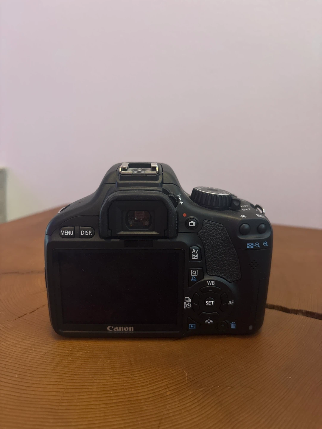Canon EOS Rebel T2i Digital Camera with 35mm Lens - photo 3