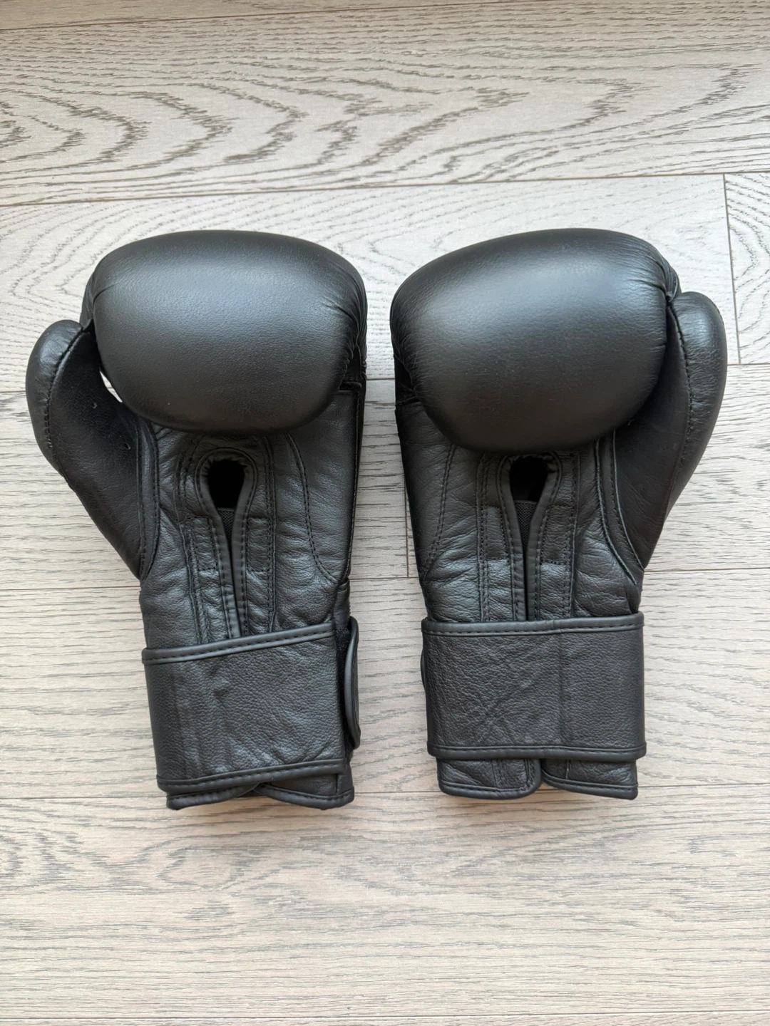 Superare Boxing Gloves - 16oz - photo 2