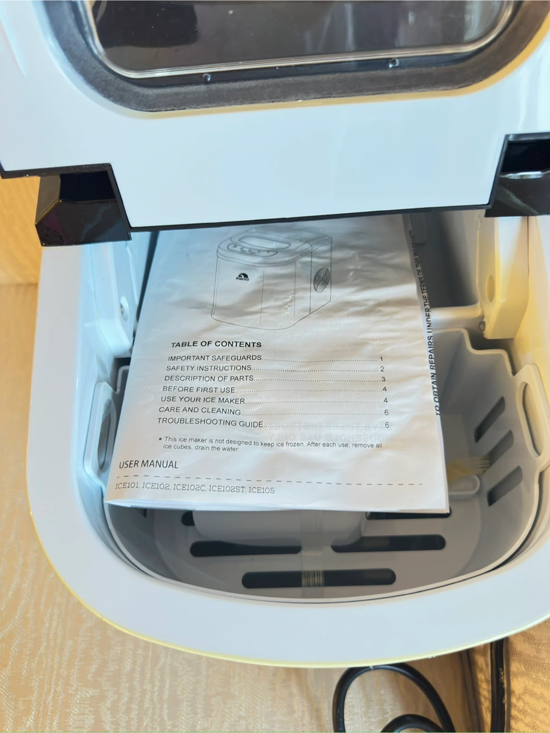 Igloo Ice Maker