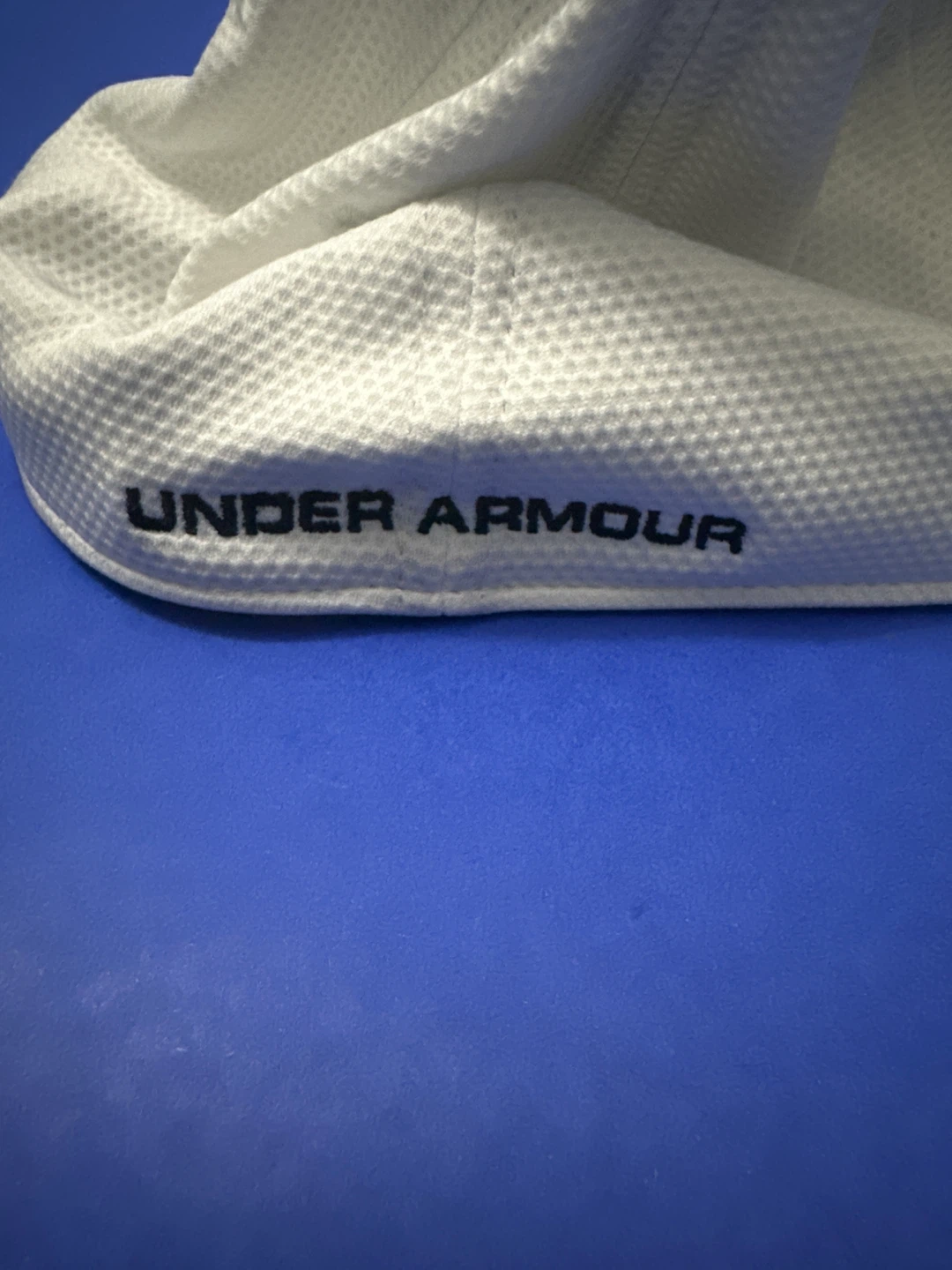 Under Armour White Baseball Cap - photo 4