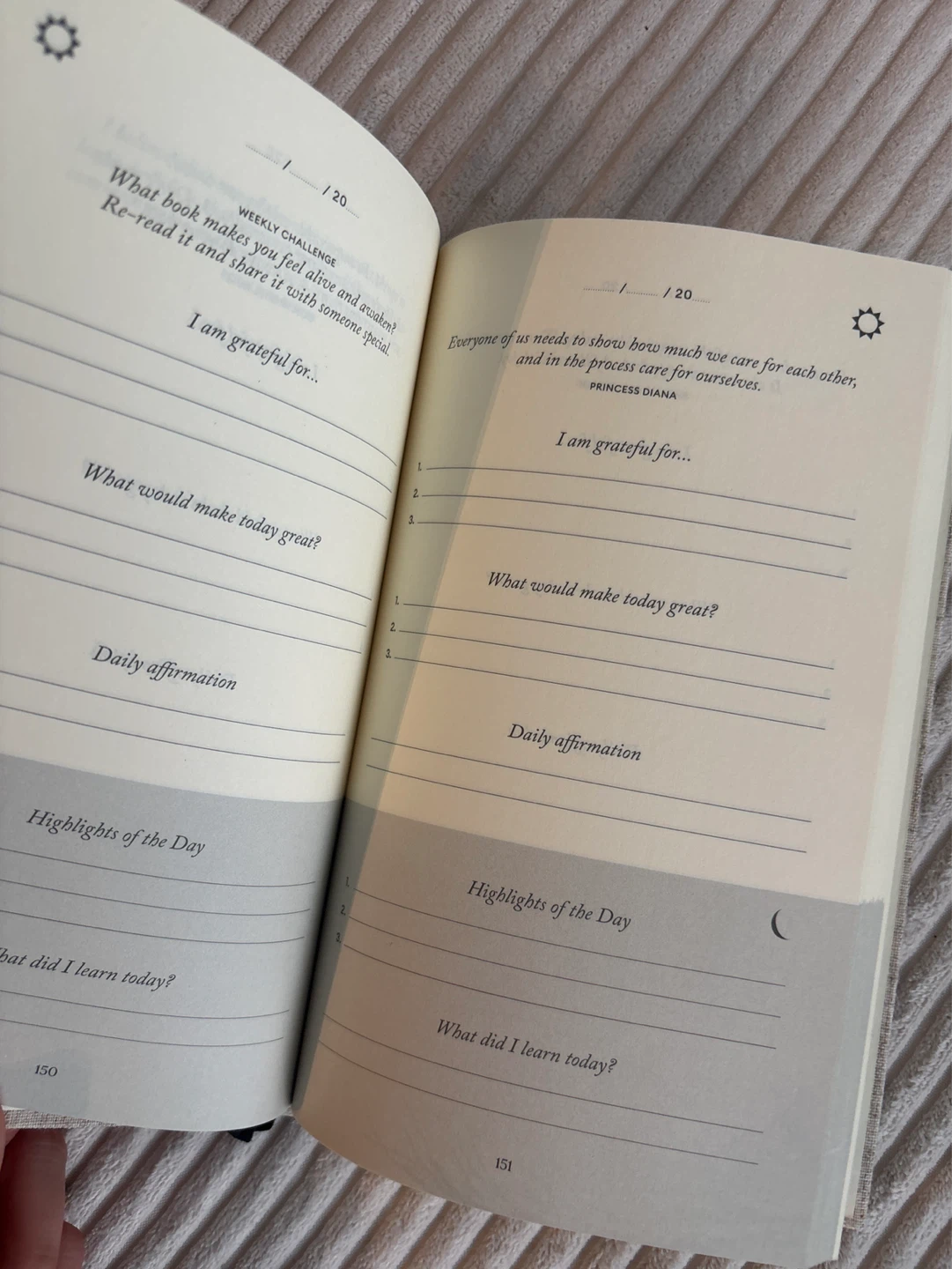 The Five Minute Journal - photo 2