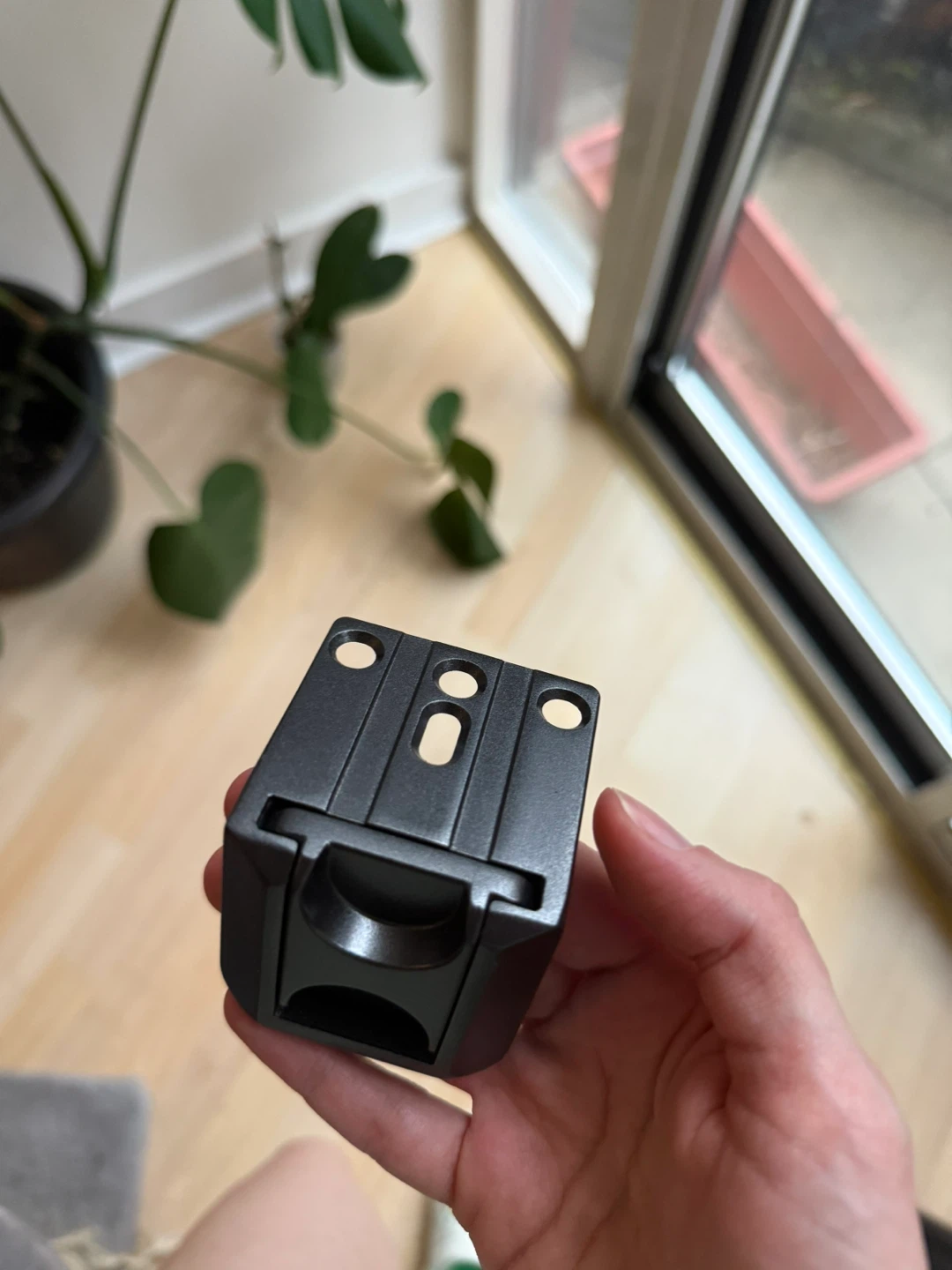 Door security lock - photo 3