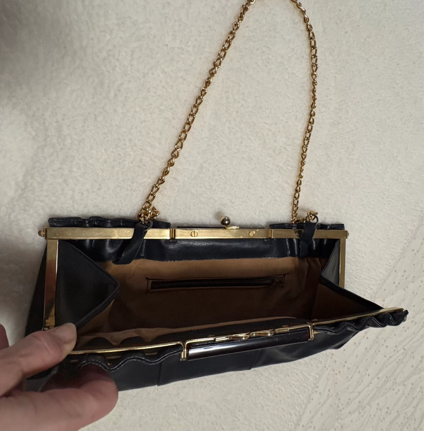 Vintage Black Faux Leather Clutch with Chain - photo 3