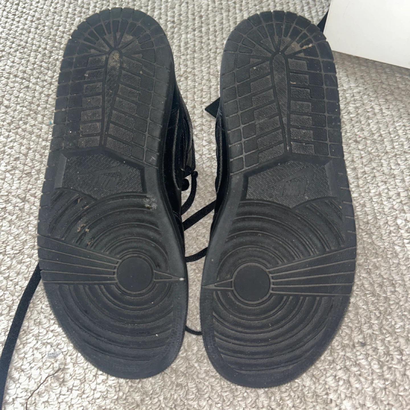 Black Air Jordan 1 Mid Sneakers - photo 5