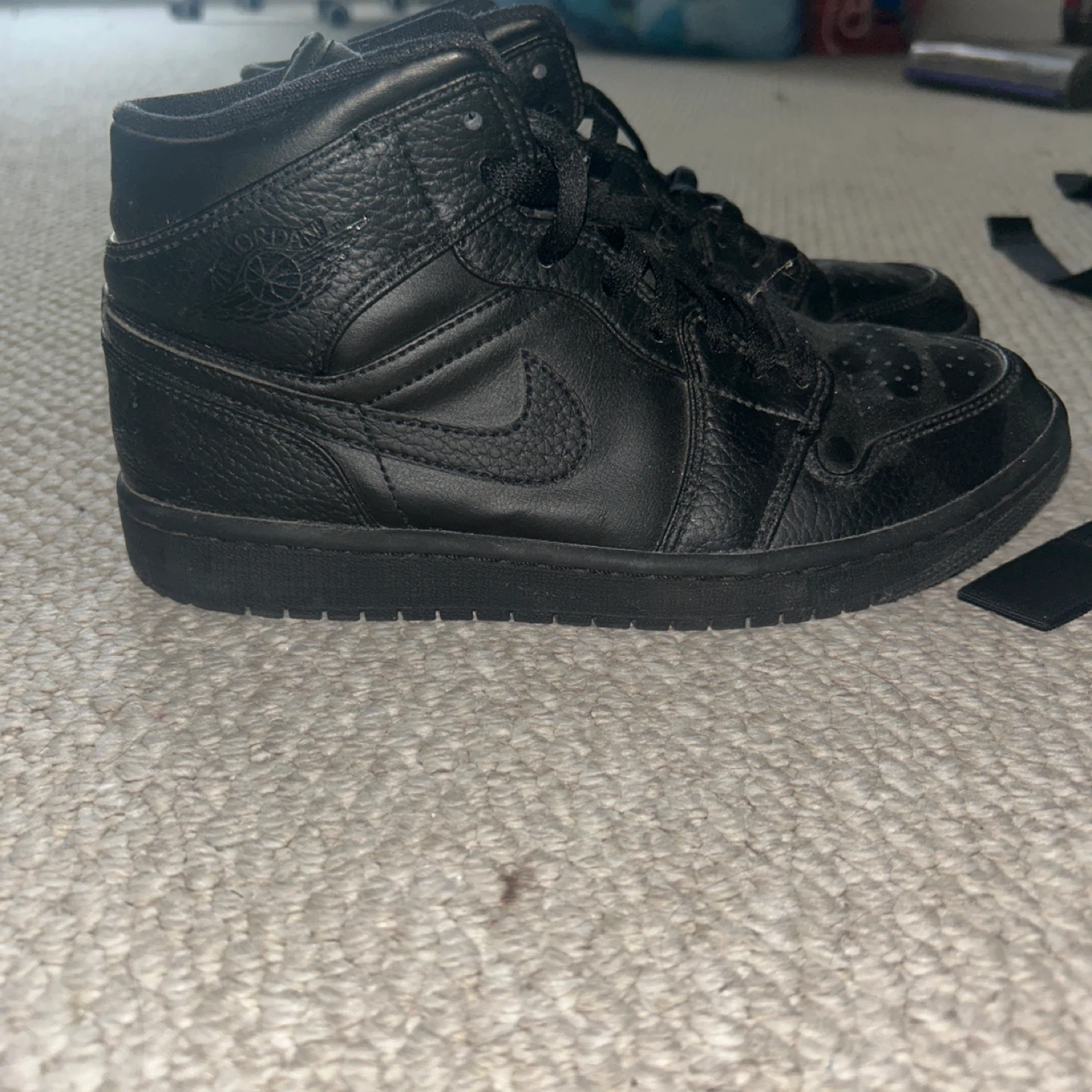 Black Air Jordan 1 Mid Sneakers - photo 3