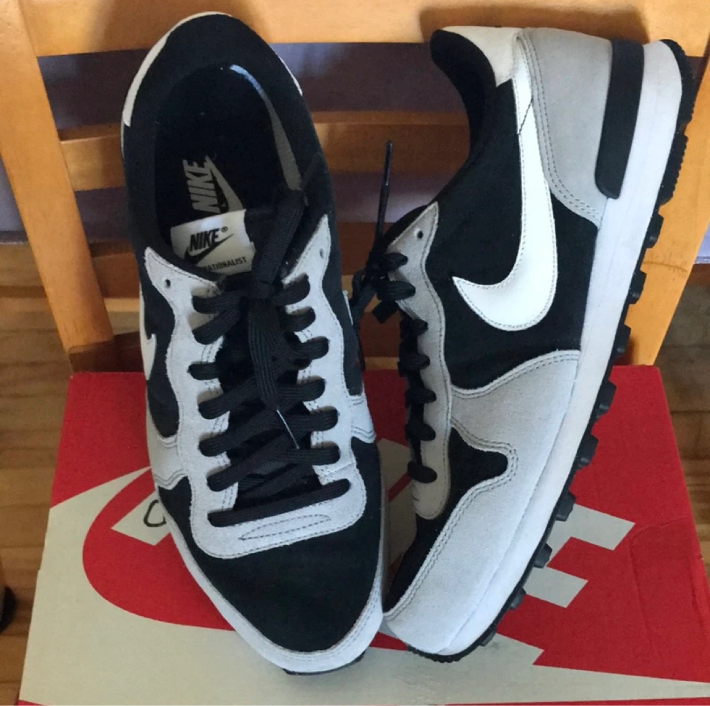 🆕~BNIB~mens NIKE INTERNATIONAL CUSTOM (10.5) - photo 2