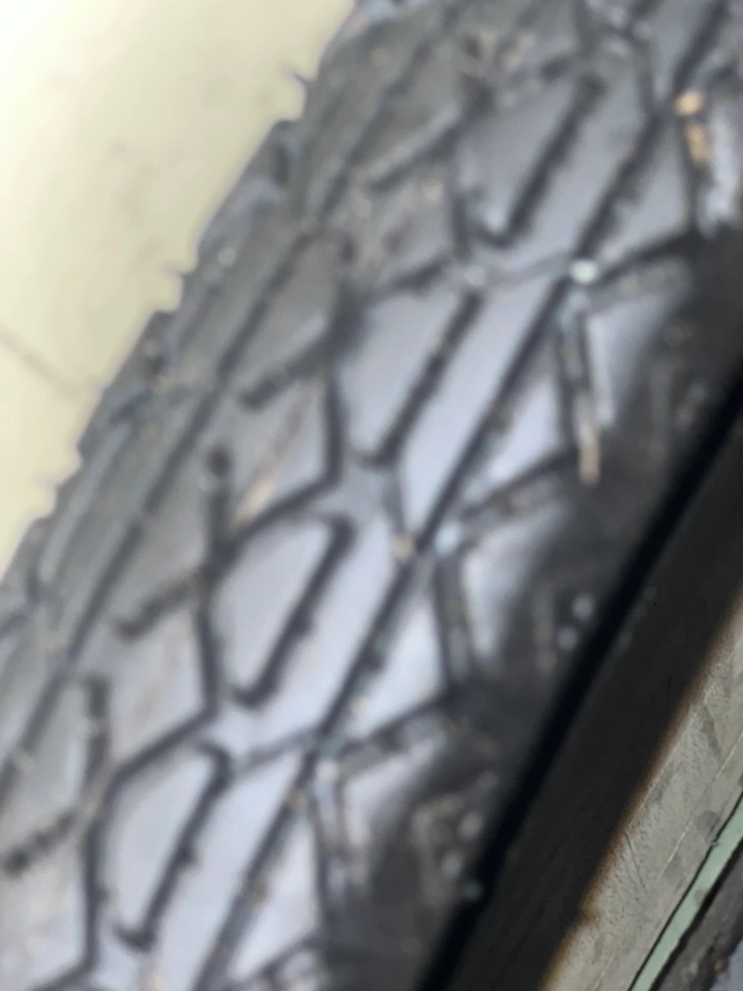 EVO Mosey 26 x 2.125" Cruiser  brand new Tire - photo 2