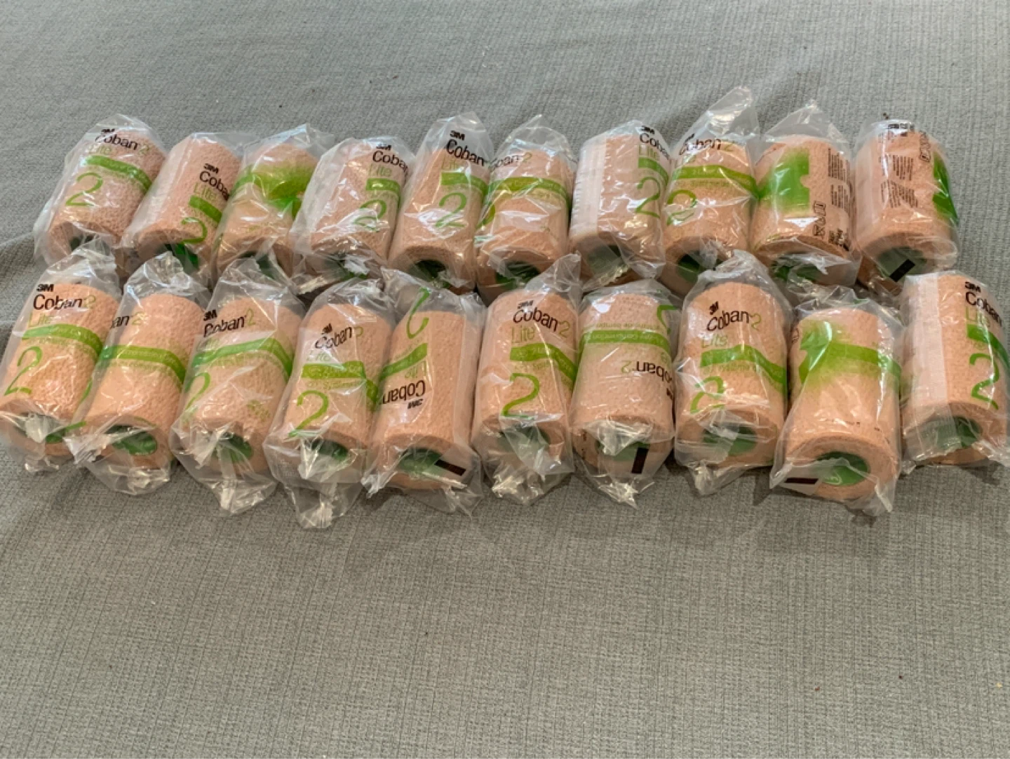 3M Coban 2 Lite Compression Bandage Layer 20 packs!