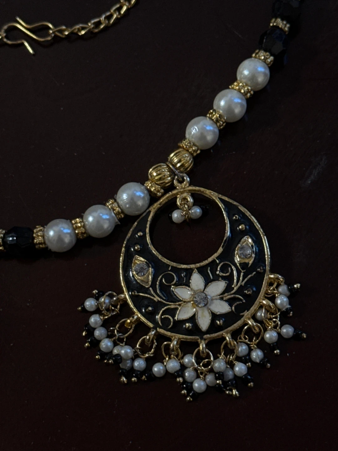 Black and White Beaded Necklace with Pendant - photo 4