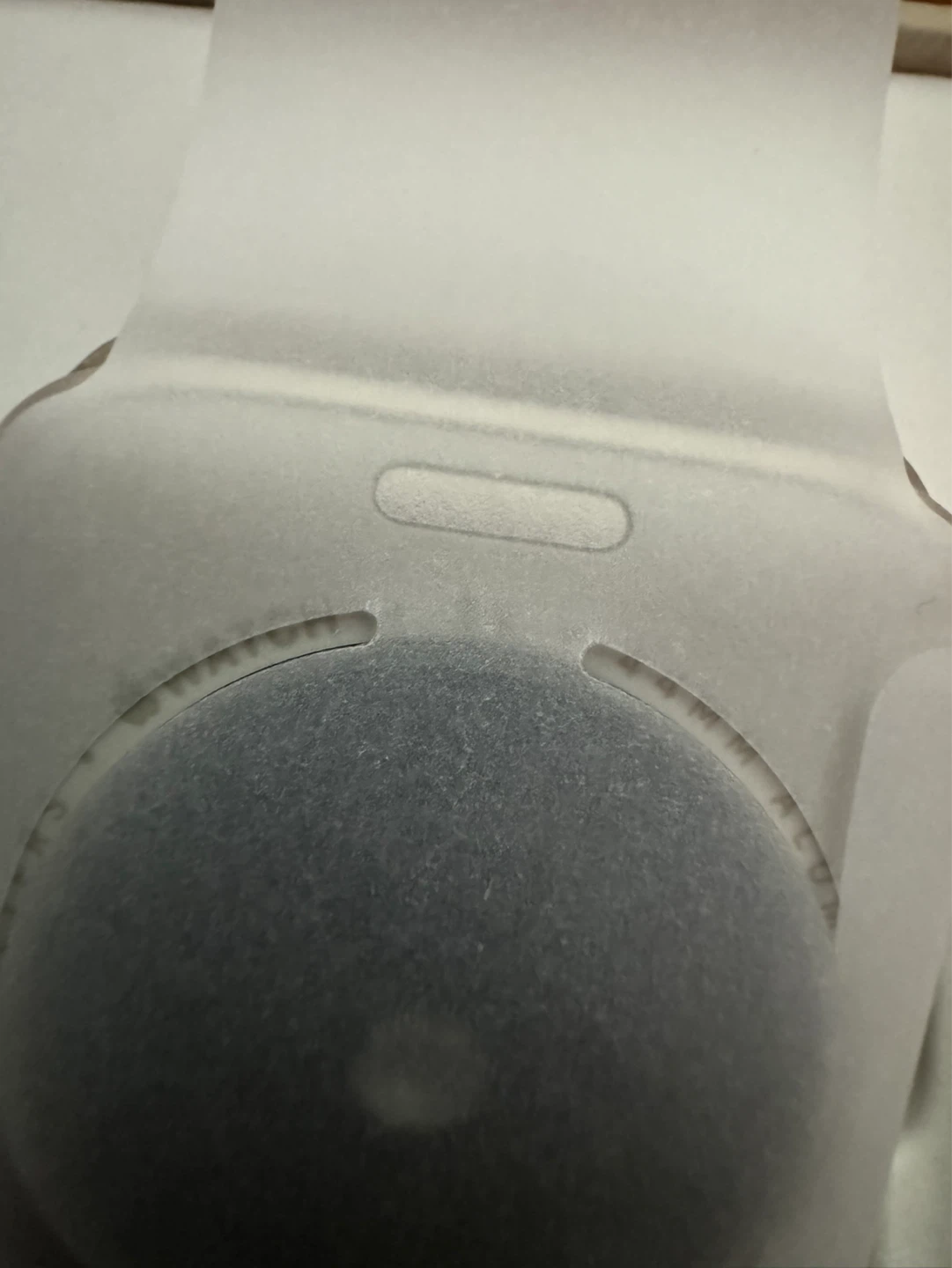 BRAND NEW! Apple Watch SE GPS, 44mm Starlight Aluminium Case - photo 4