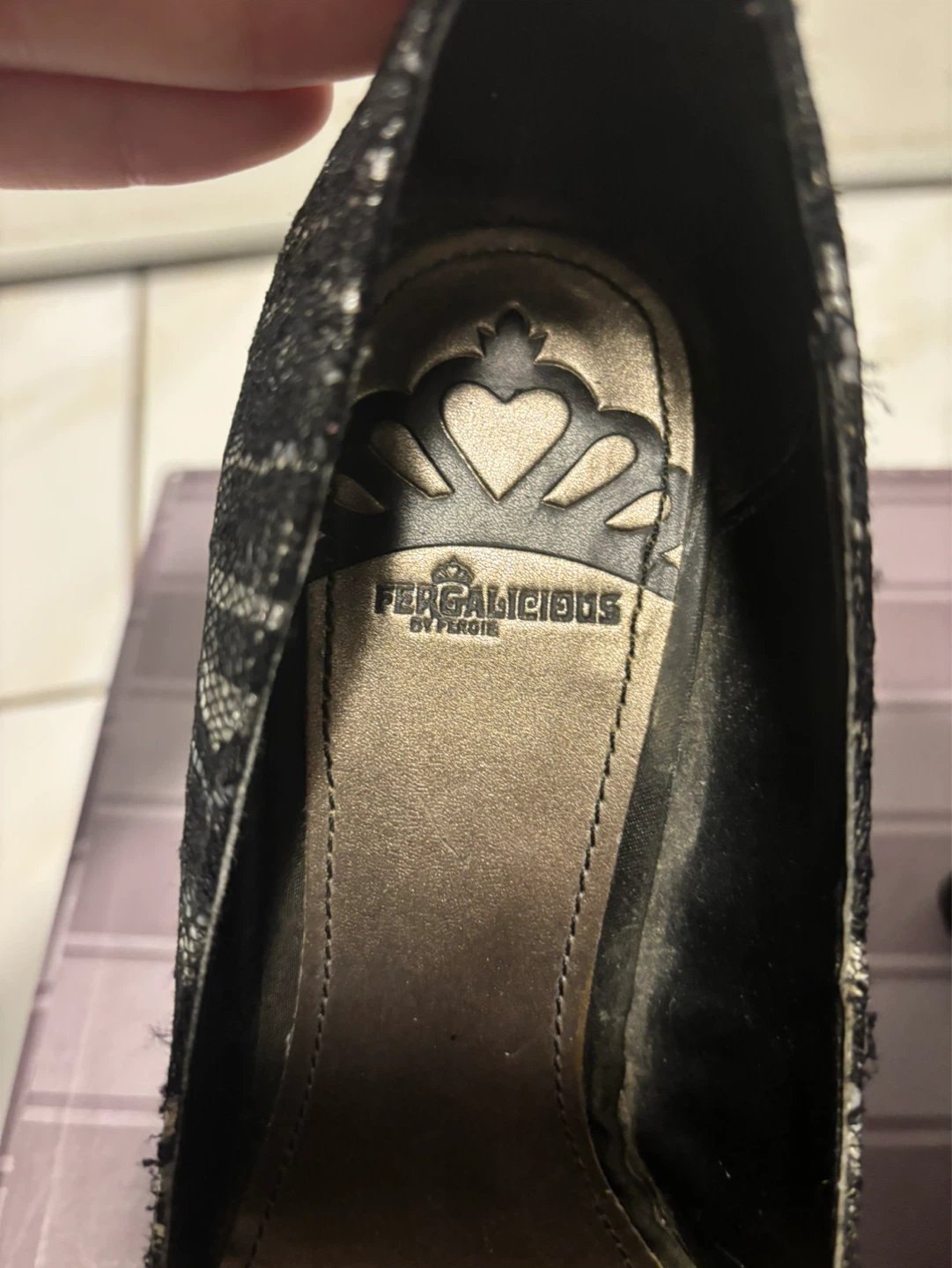 Y2K Fergalicious By Fergie Black Lace Rose Heels women’s 7.5 - photo 2