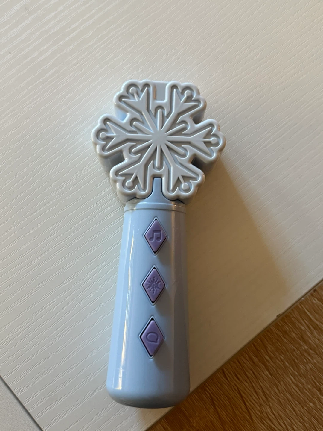 Frozen Snowflake Wand Toy
