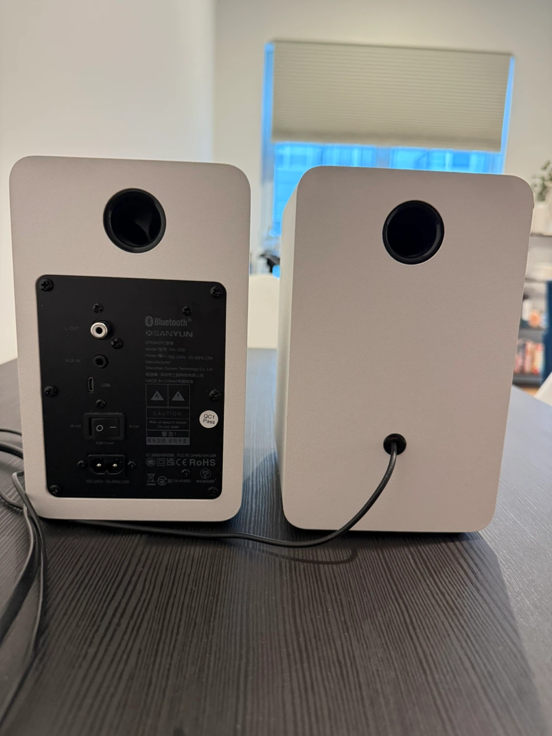 White Bluetooth Speakers - photo 3