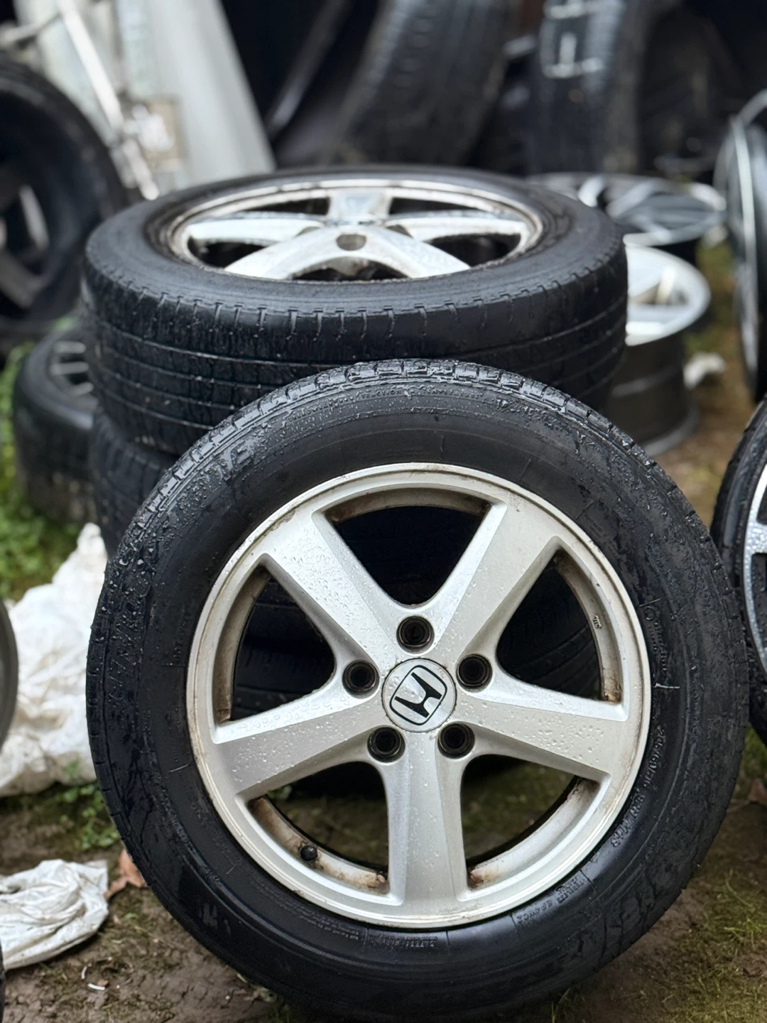 Honda Alloy Wheels with Tires