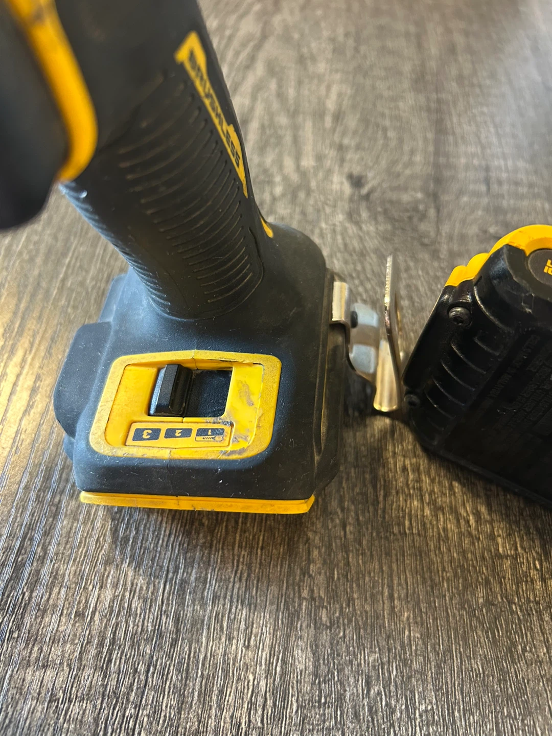 DeWalt DCF850 20V Brushless Impact Driver w/ 2Ah Battery - photo 4