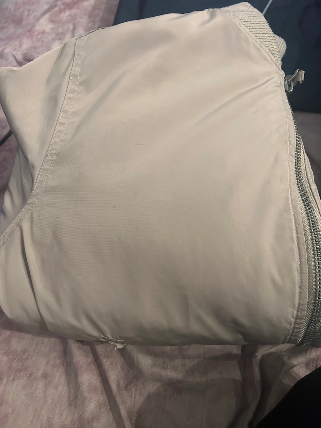 Lightweight bomber jacket