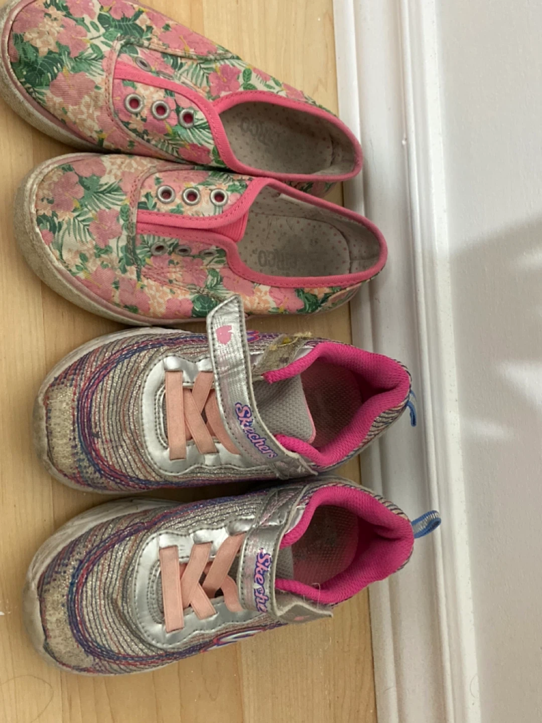 Girls' Skechers Sneakers and Snow Boots - Size 12 - photo 2