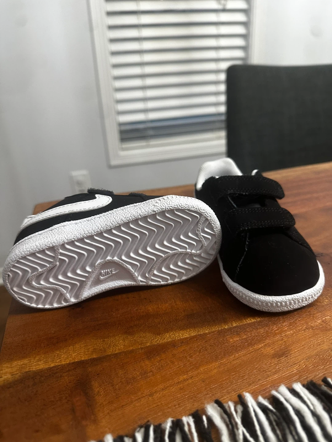 Nike Toddler Shoes - Black & White - photo 5