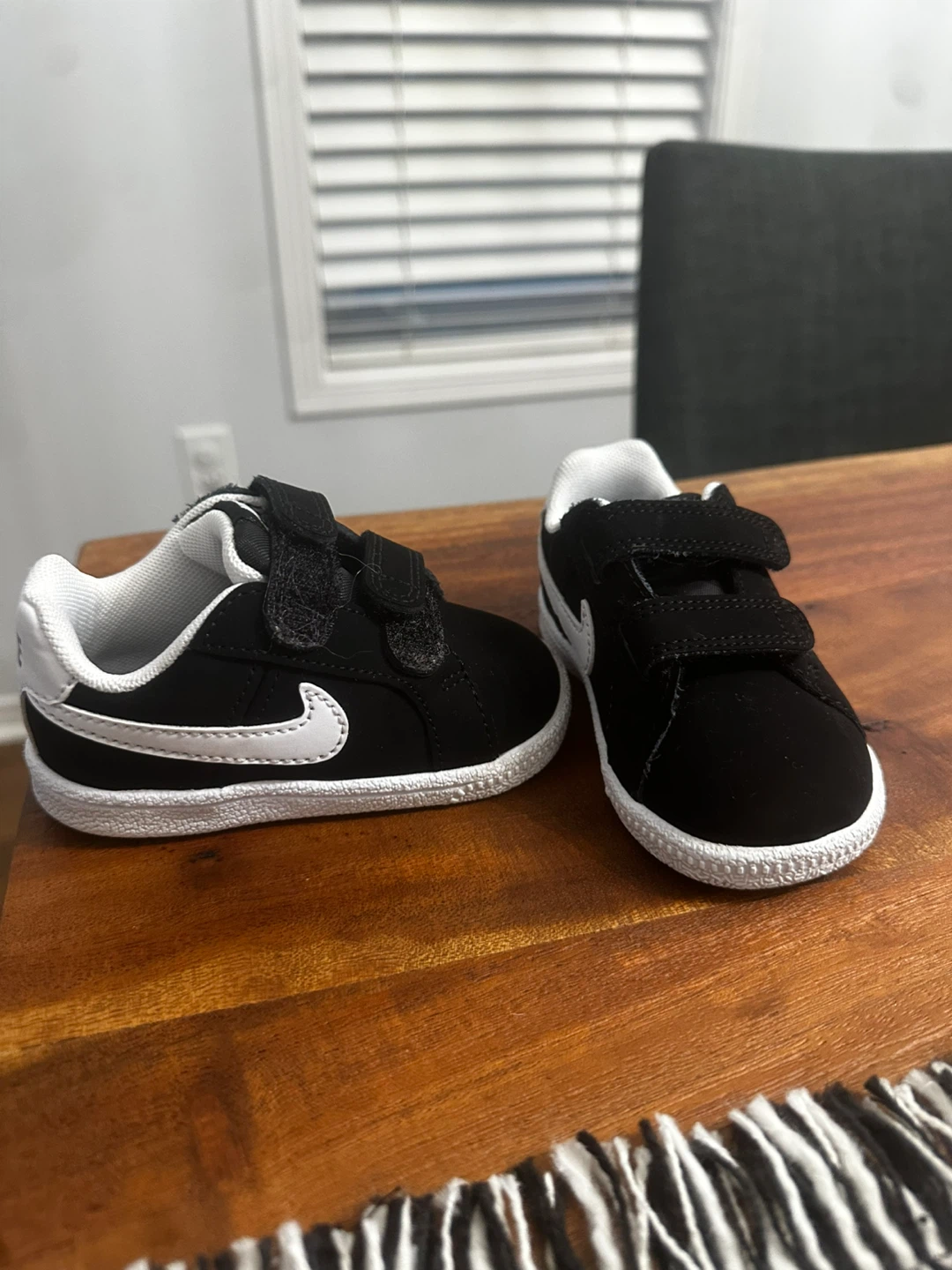 Nike Toddler Shoes - Black & White - photo 4