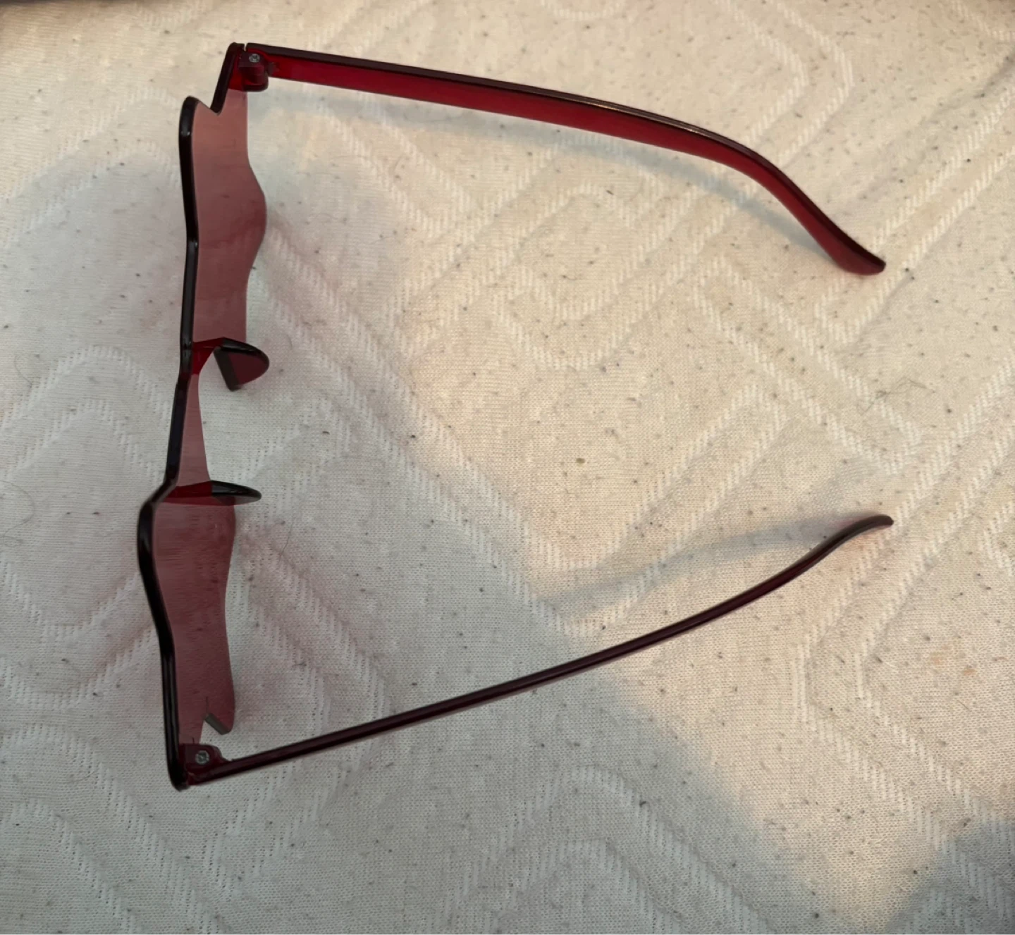 Red Star Shaped Novelty Glasses - photo 2