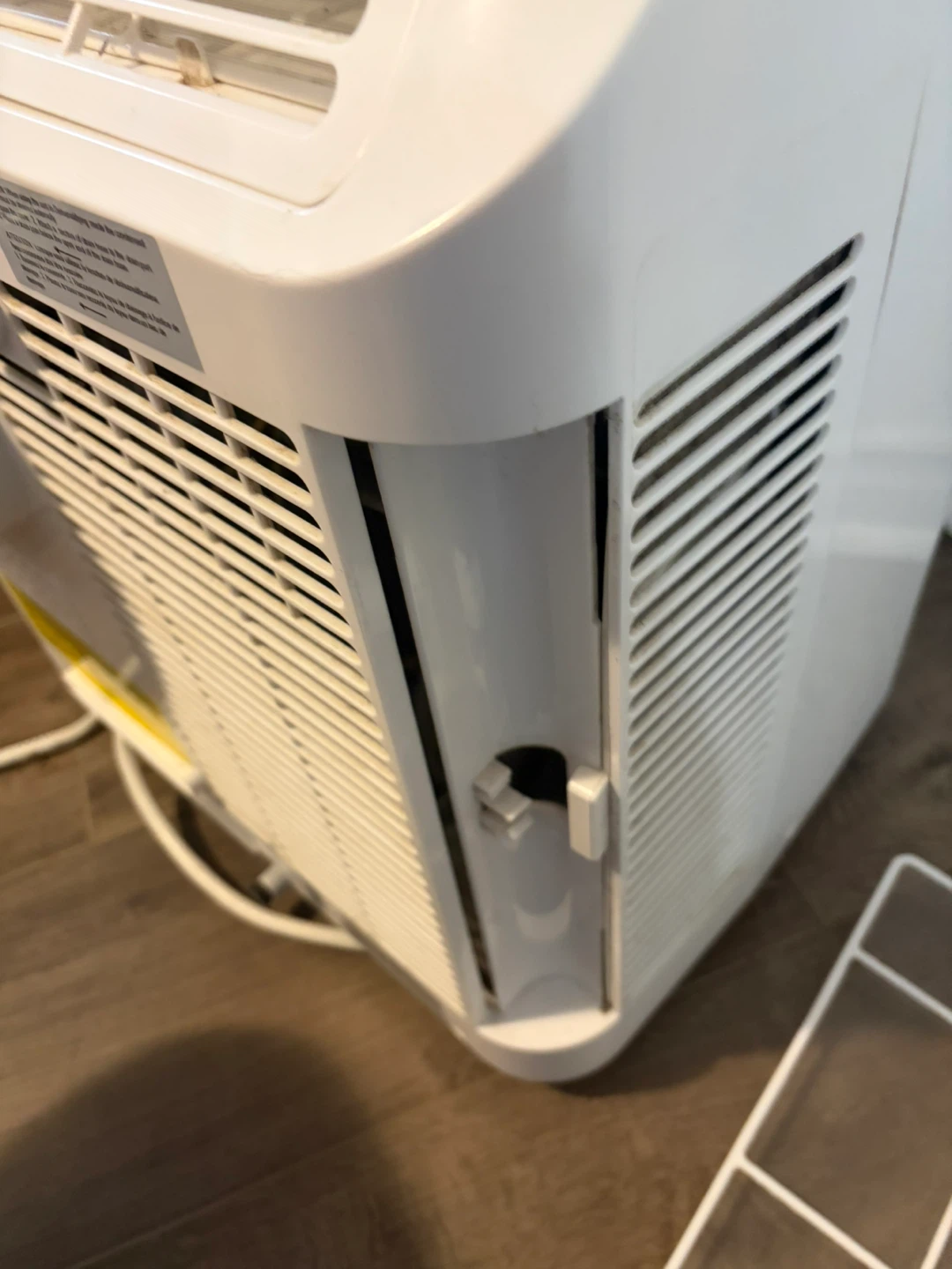 Danby Portable Air Conditioner - photo 5