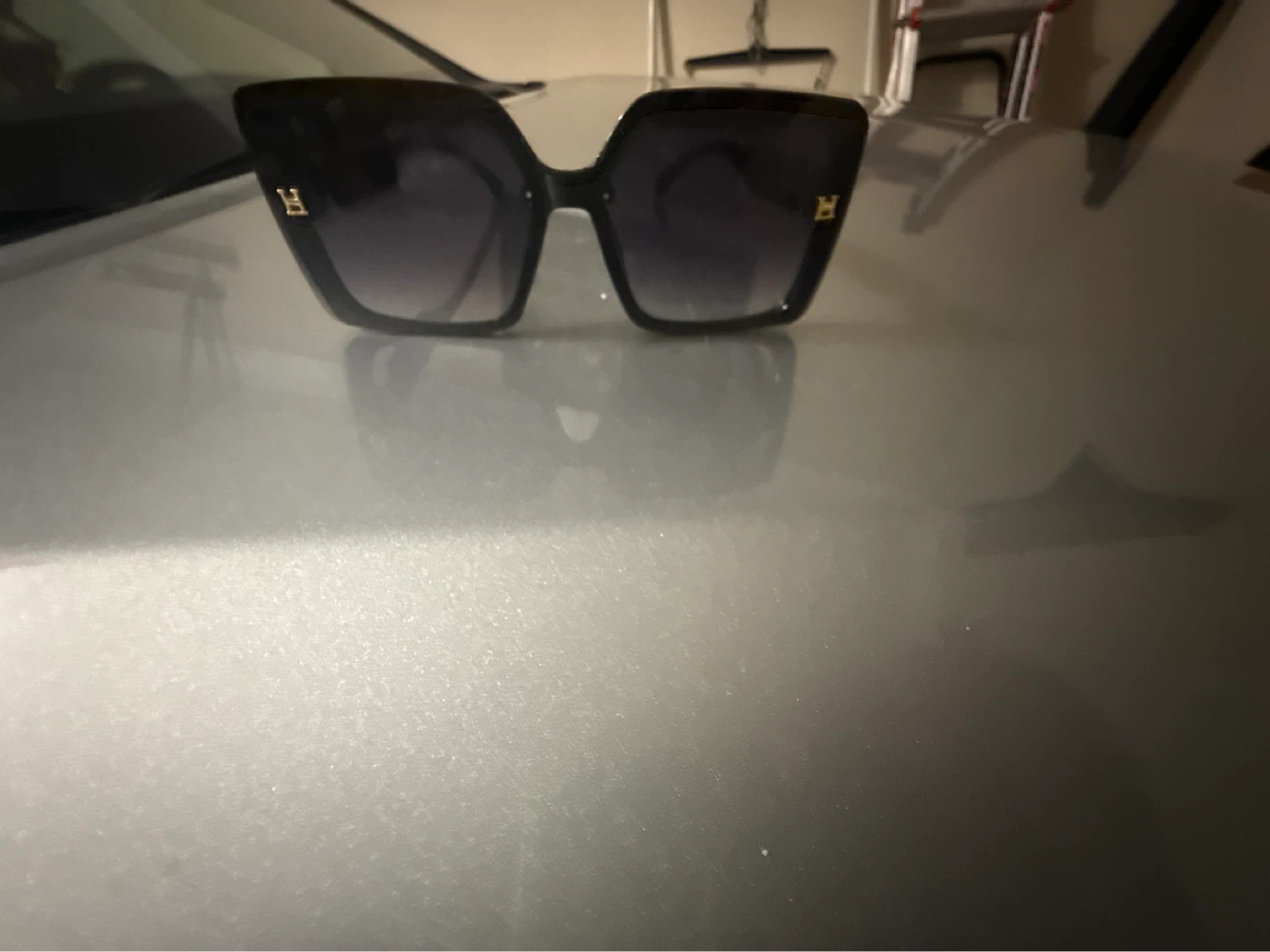 Black Square Sunglasses - photo 2
