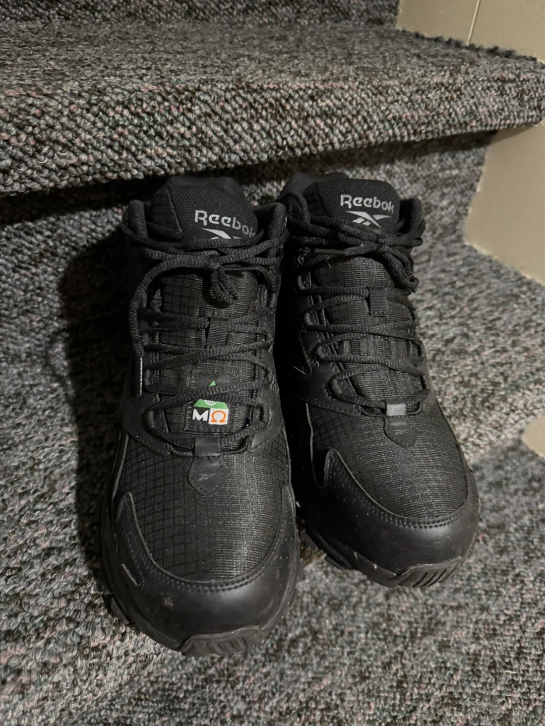 Reebok Black Safety Shoes CSA Z195-14 Size 8.5W