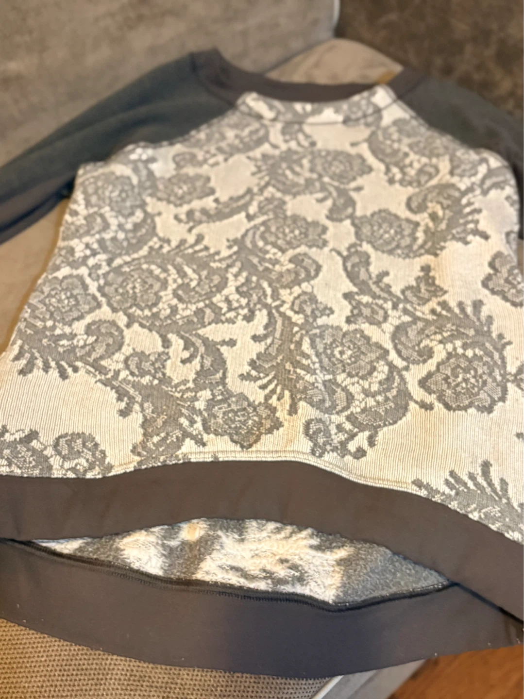 SALE! Lululemon Lace Back Sweatshirt - photo 5