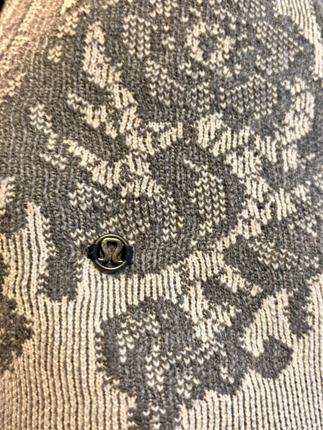 SALE! Lululemon Lace Back Sweatshirt - photo 4
