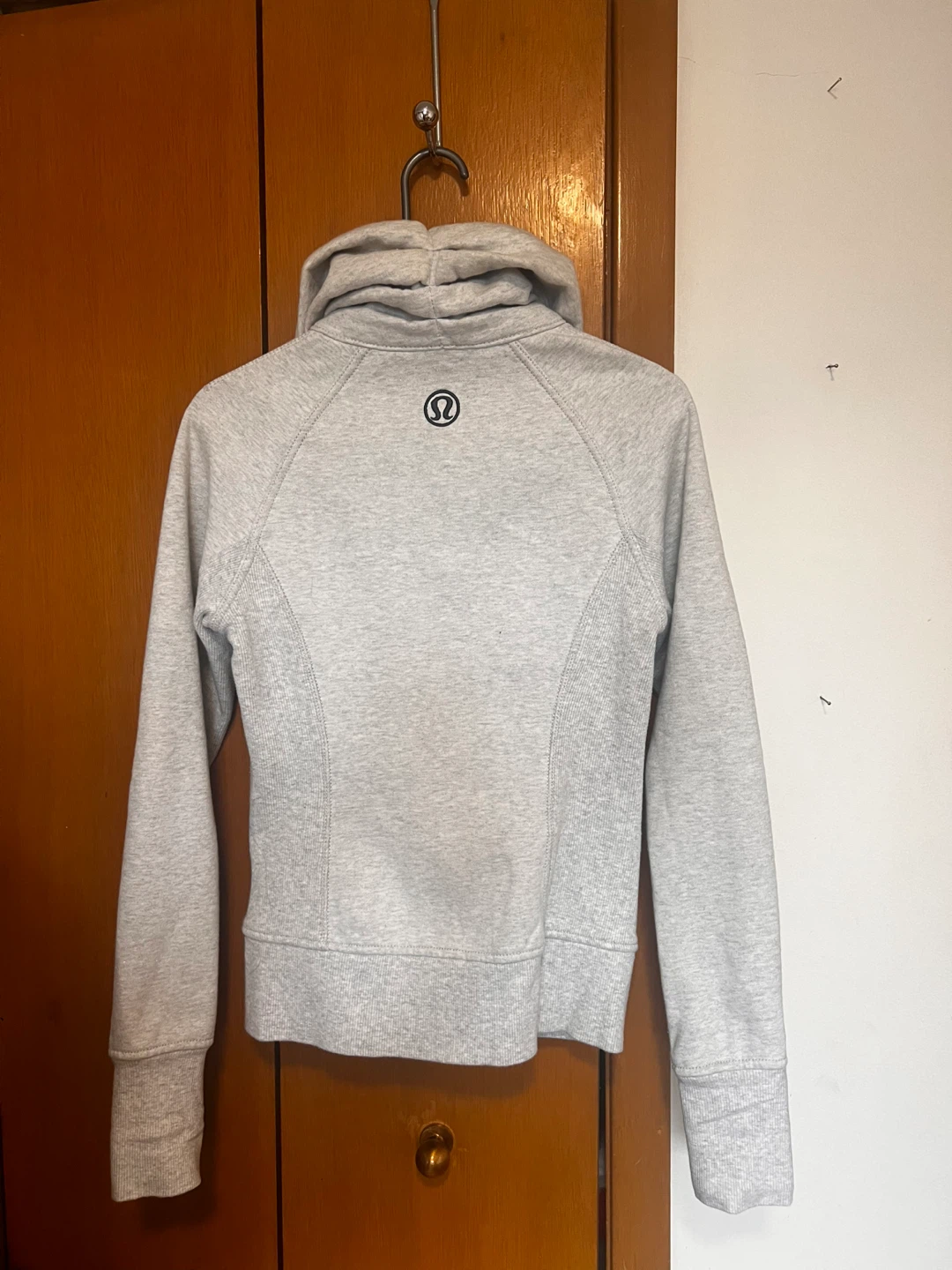 Lululemon Grey Zip-Up Hoodie - photo 2