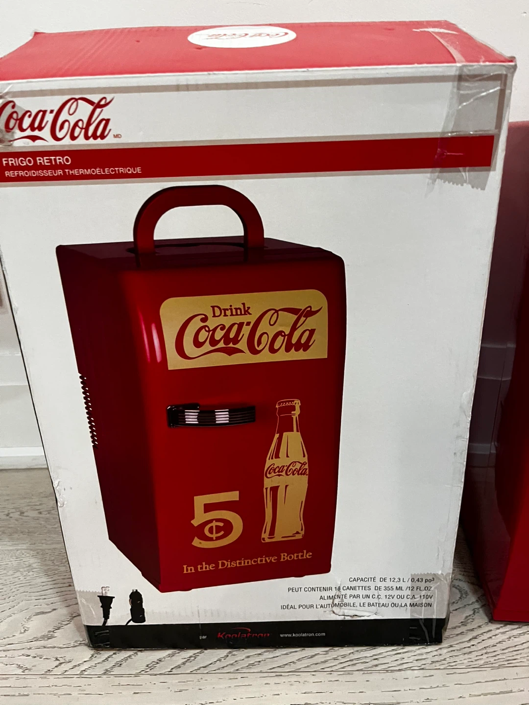 Coca-Cola Retro Mini Fridge Thermoelectric Cooler