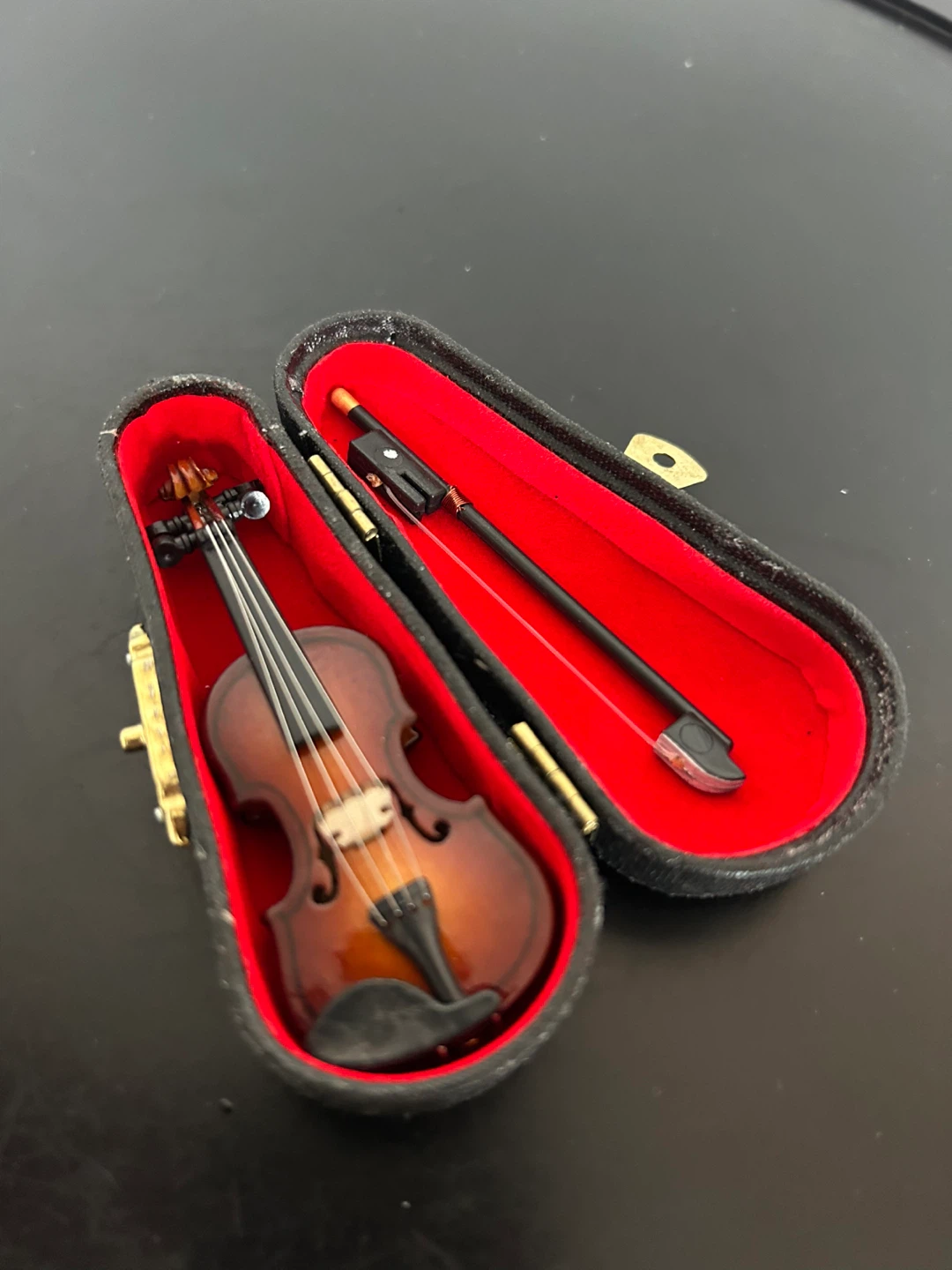 Miniature Decor Violin with Case and Bow - 3.25"  Replica - photo 5