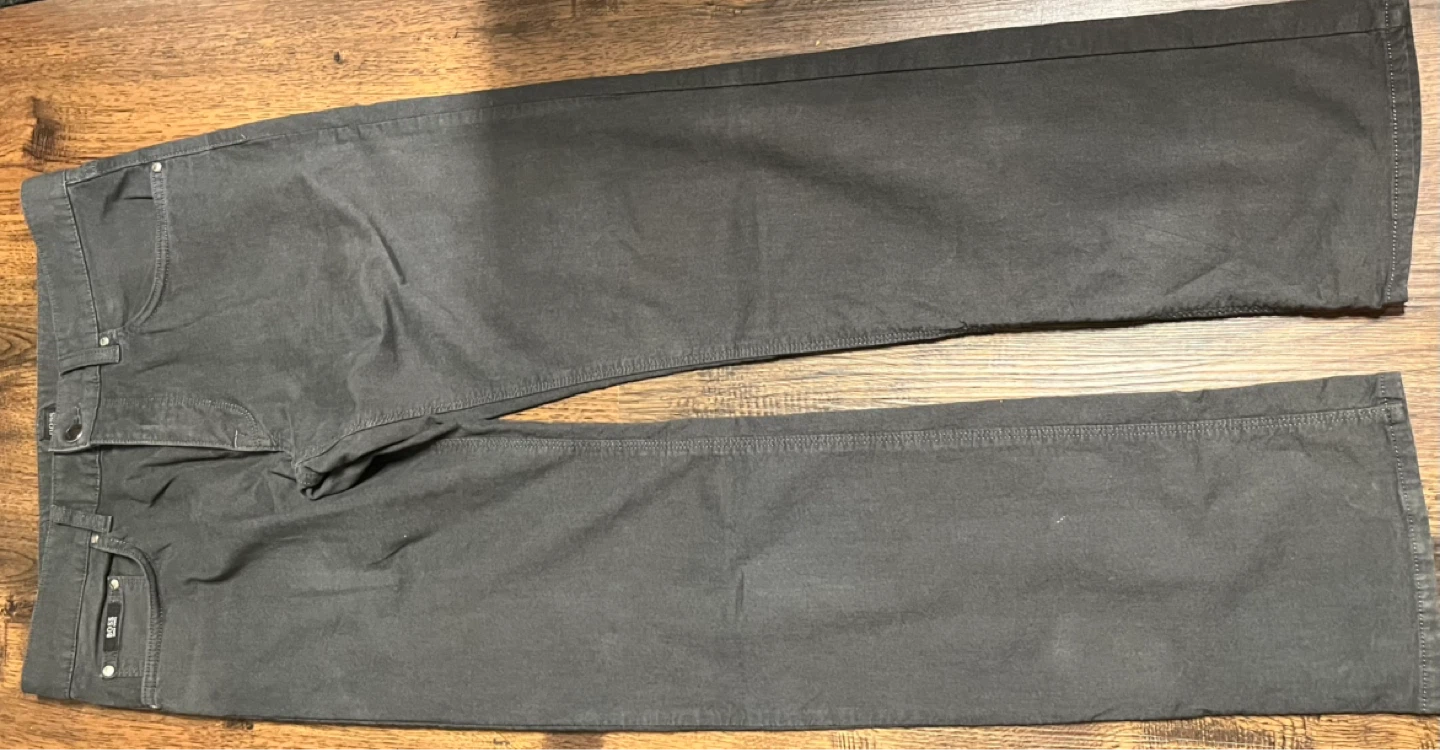 BOSS Hugo Boss Delaware Stretch Denim Jeans Size 32/32