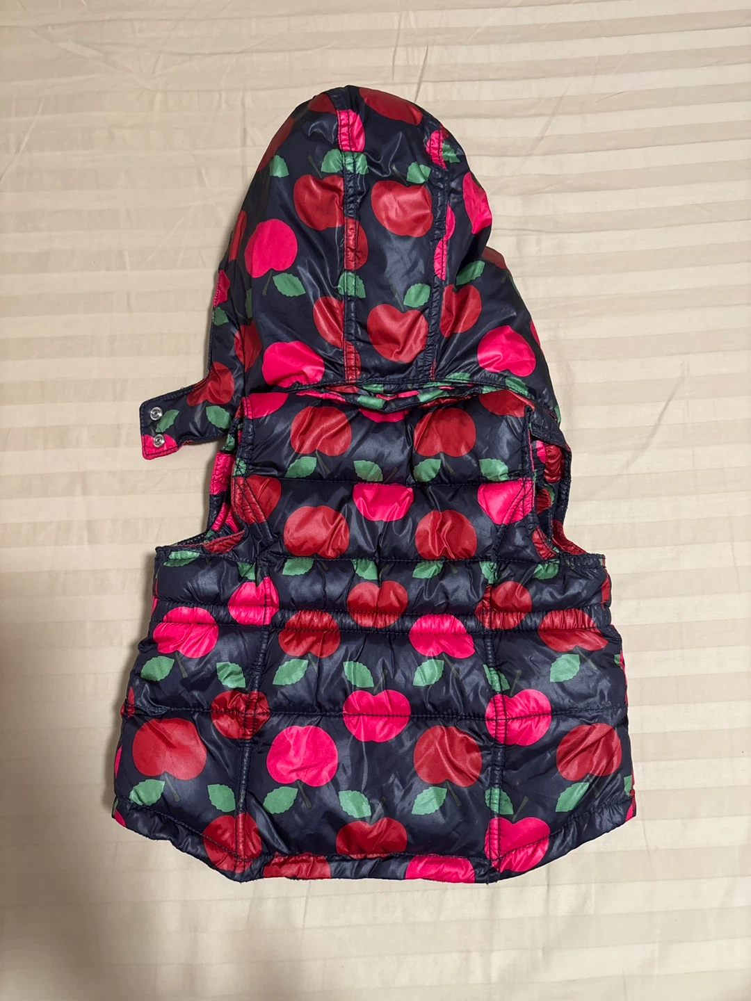 Gap Girls' Apple Print Puffer Vest 18-24month - photo 2