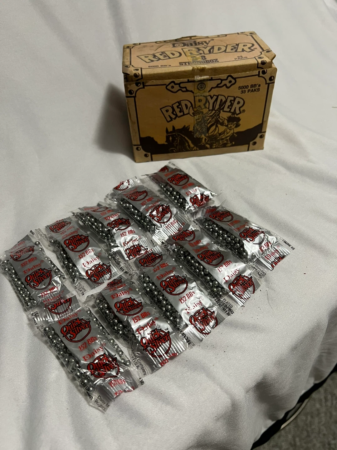 Vintage Red Ryder BB Box & 10 Original Packs - photo 2