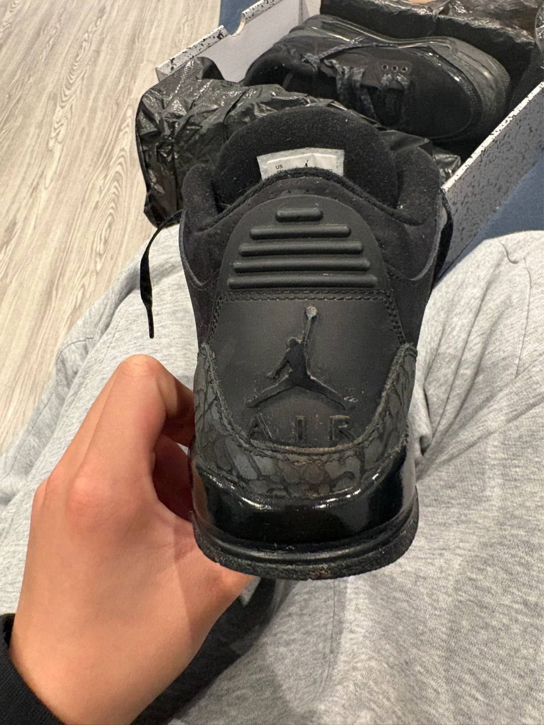 Air Jordan 3 woman’s Sneakers - photo 3