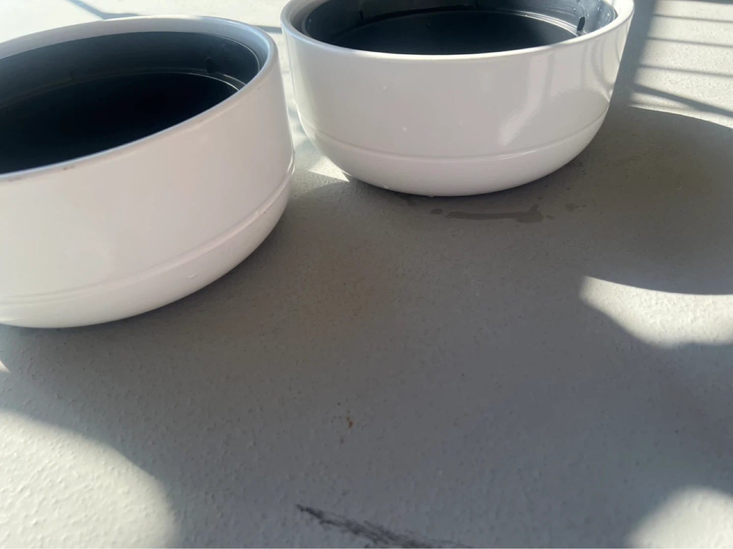 2 White Indoor Plant Pots