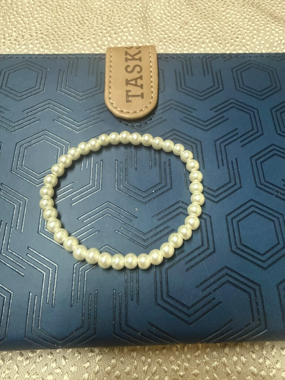 Set of 3 Faux Pearl Bracelets- Free with another purchase - photo 3