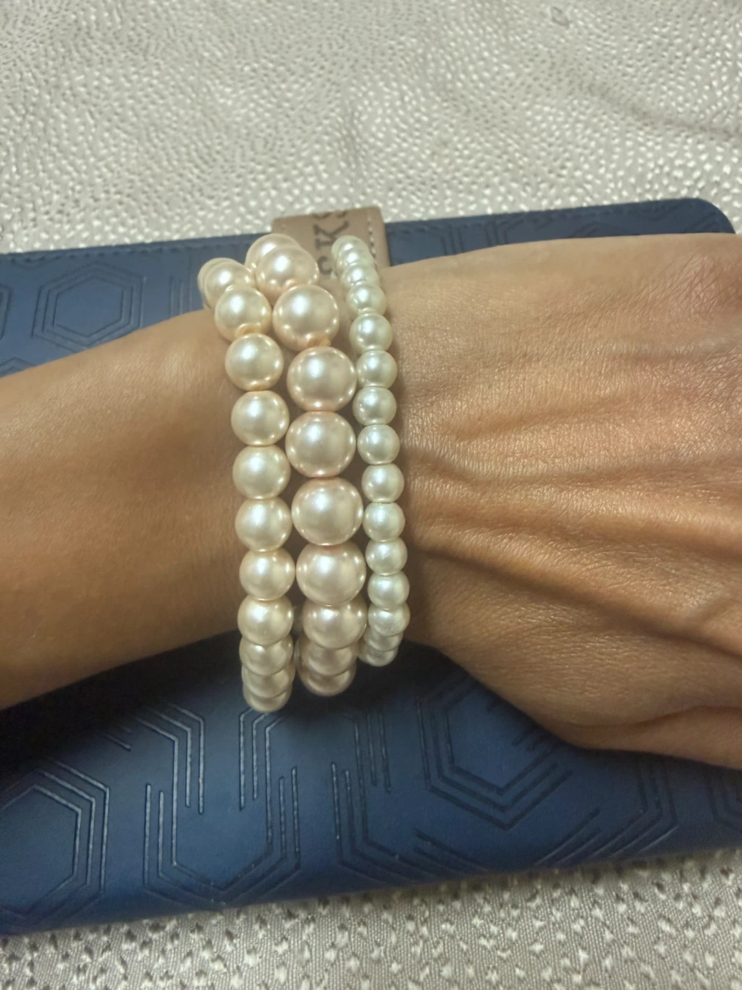 Set of 3 Faux Pearl Bracelets- Free with another purchase - photo 4
